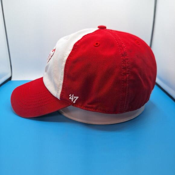Detroit Red Wings Fitted Hat Size Large 47Brand Red White Cotton NHL - Picture 2 of 7